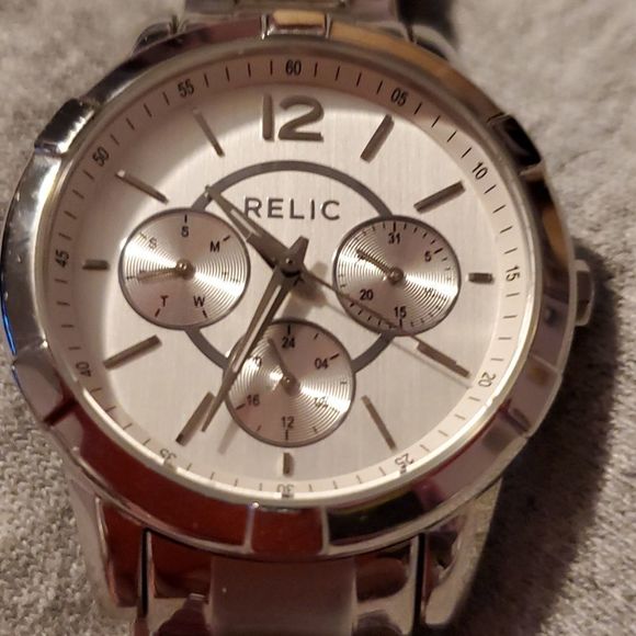 Relic Payton LDS Multifunction Watch Silver Tone ZR15696 4‎ Dials - Picture 3 of 8